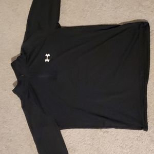 Under Armour 1/4 zip sweatshirt size M, black